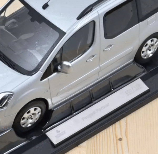 Peugeot Partner 2016 Grijs - Afbeelding 2