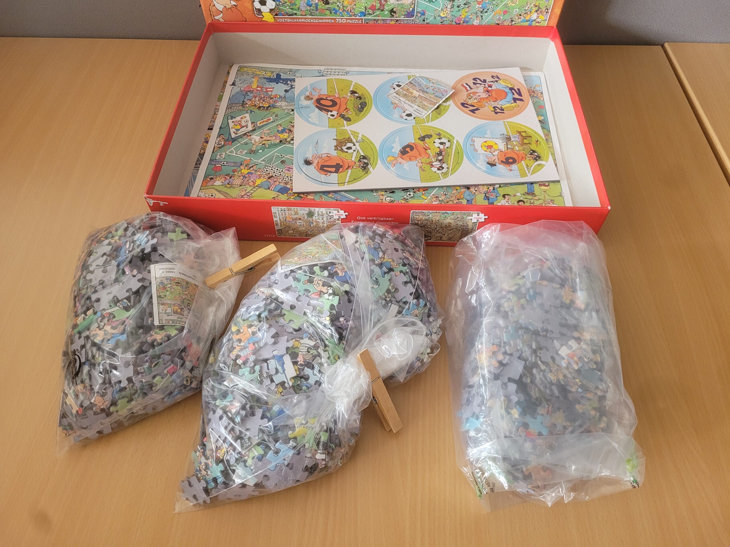 Jan van Haasteren 3x Puzzels Voetbalkampioenschappen Puzzel Tweede Kansje - Afbeelding 2